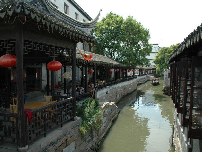 逃离弃城